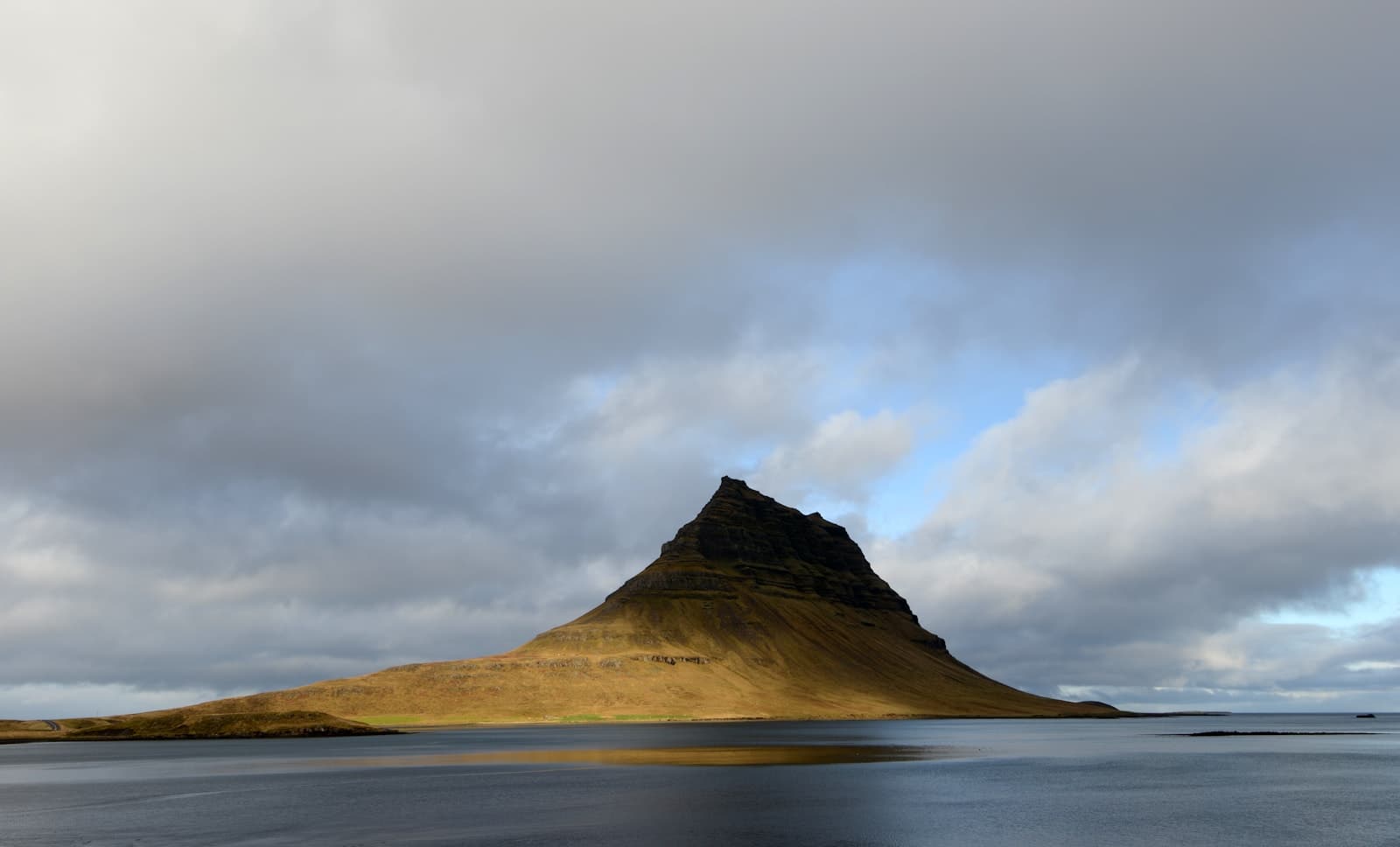 Kirkjufell mountain and waterfall, Snæfellsnes
