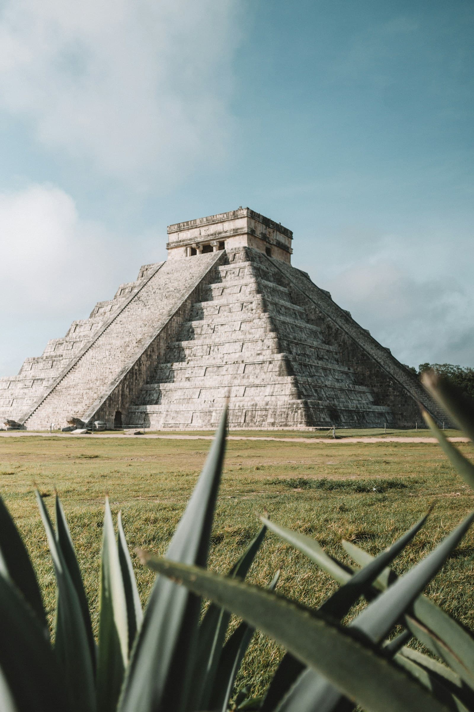 El Castillo pyramid at Chichén Itzá