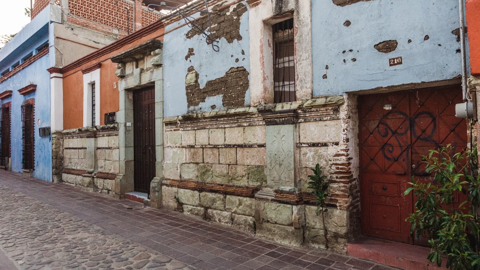 Colorful colonial buildings in Oaxaca city